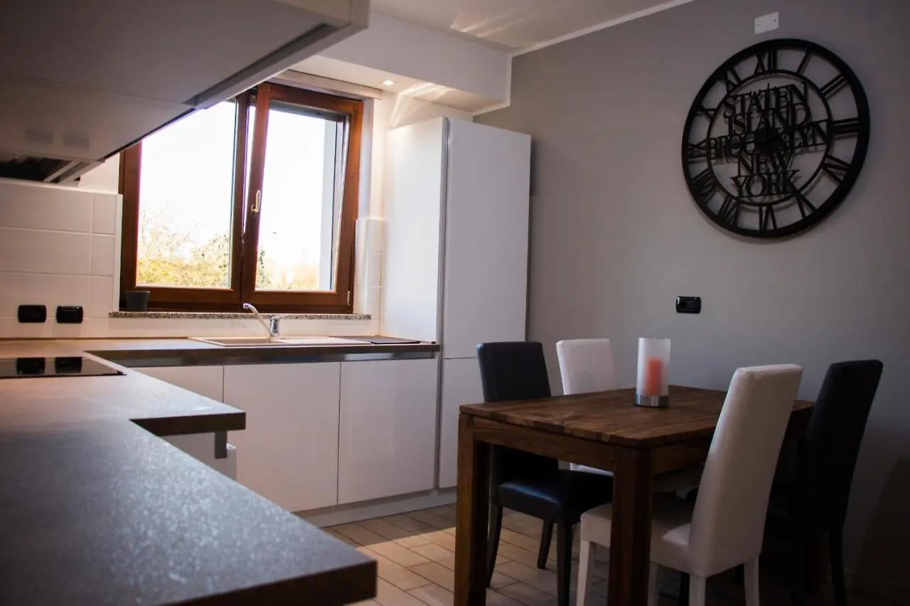 Res. Chalet A 10 Min. Da Rho Fiera E Stadio Meazza Milano İtalya