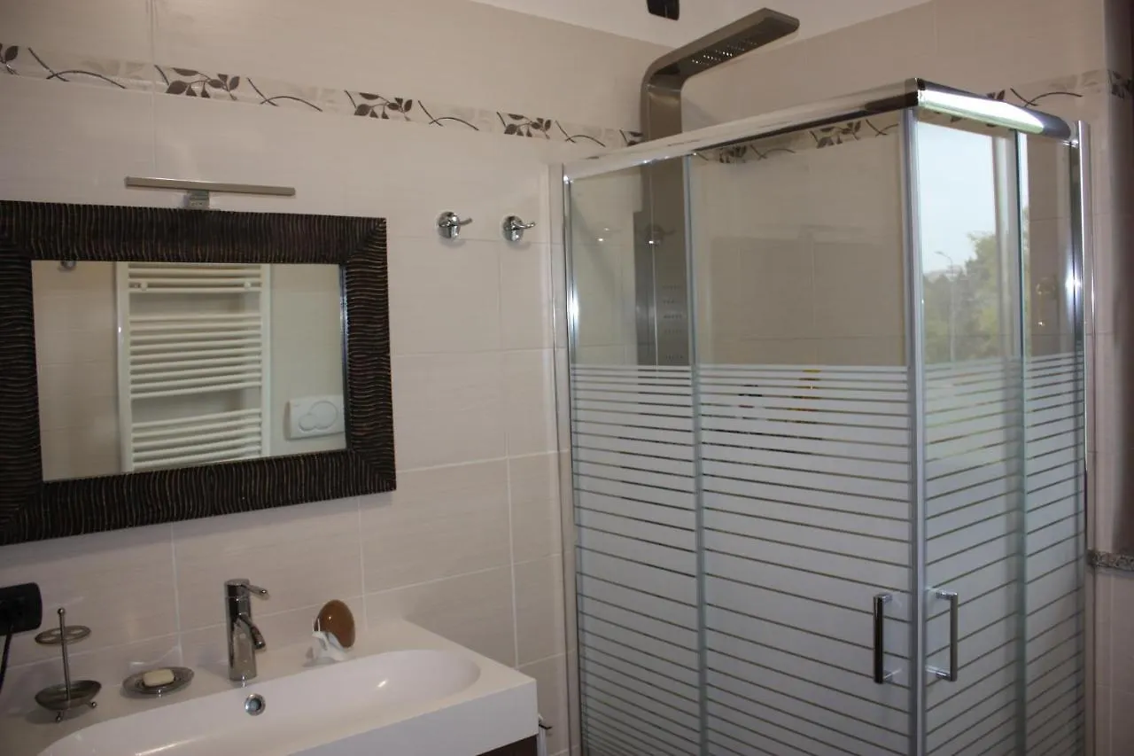 Res. Chalet A 10 Min. Da Rho Fiera E Stadio Meazza Mediolan Apartament